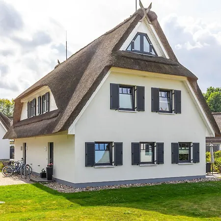 Holiday home Strandglueck